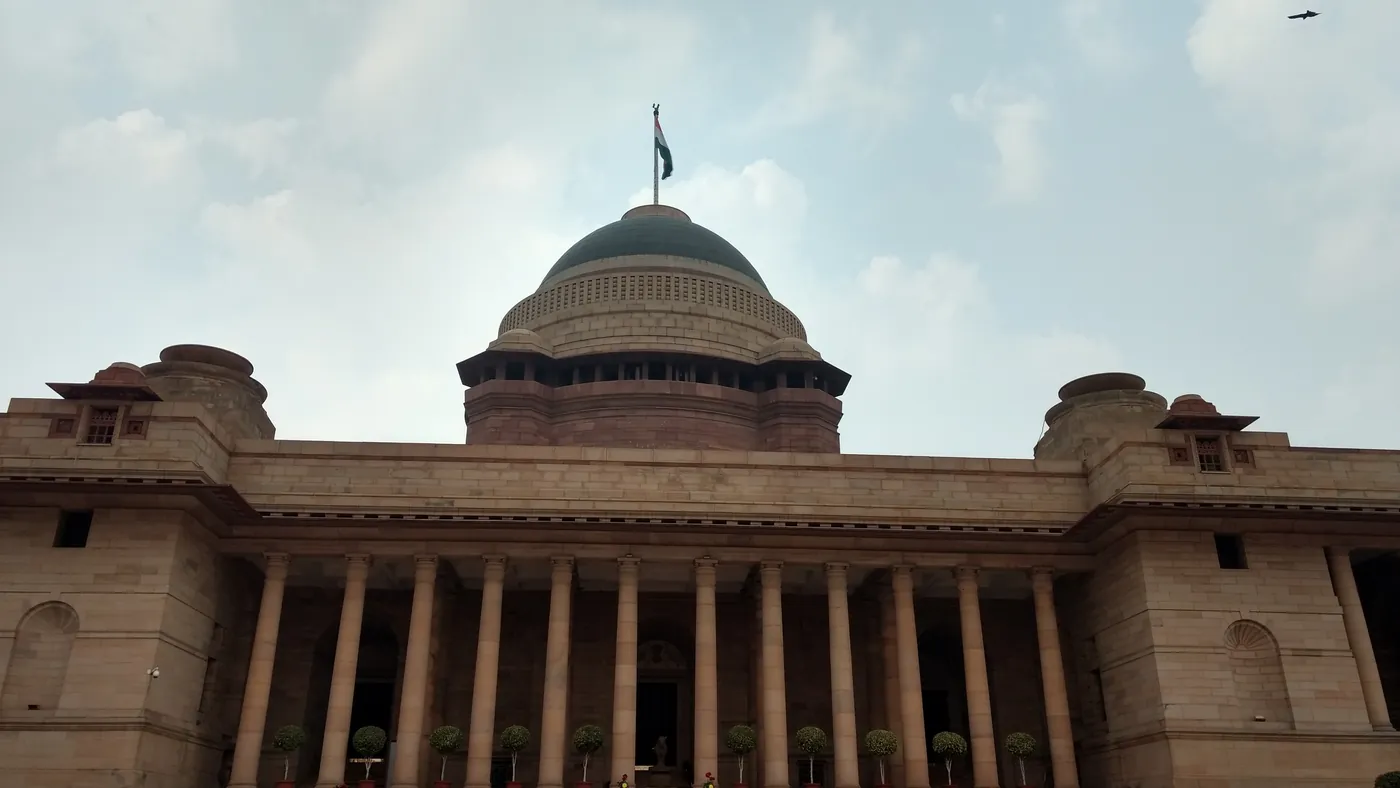 La fachada del Rashtrapati Bhavan, Nueva Delhi
